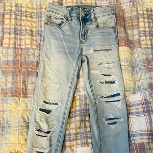 american eagle distressed jeans